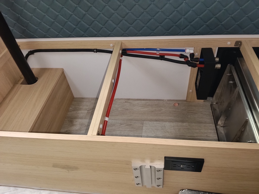 RREV Outland Edition